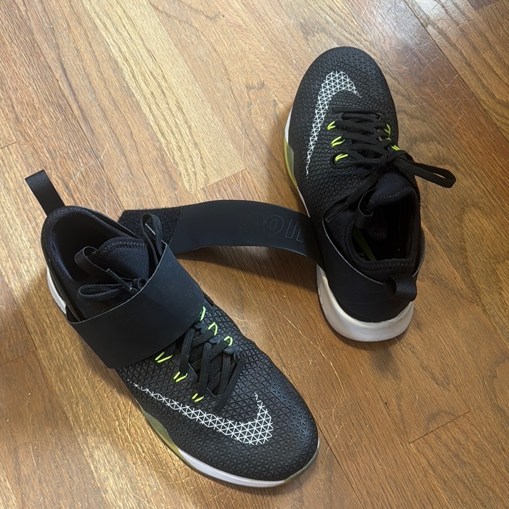 Nike zoom training black and neon green sneakers size women’s 7.5